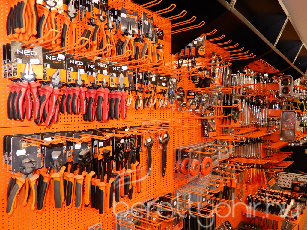 SZABÓ szerszámcentrum 04